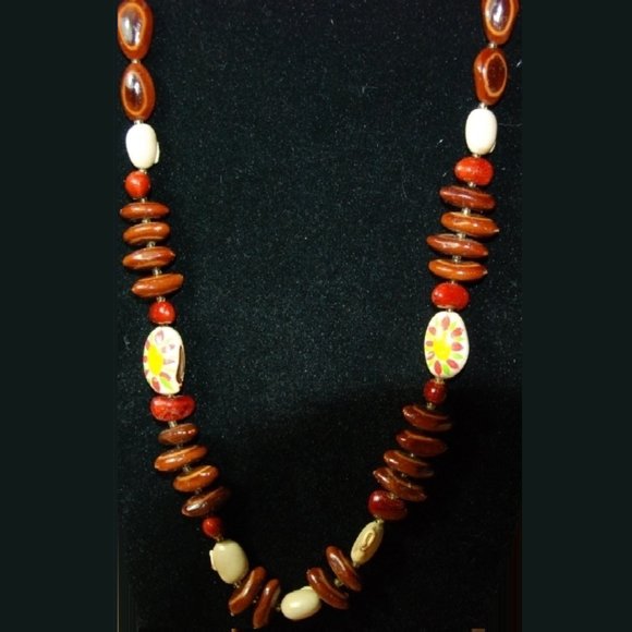 Natural Handpainted & Lacquered Bean Necklace - Picture 2 of 2